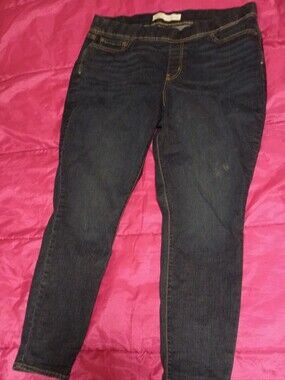 Jeans subcategory identification